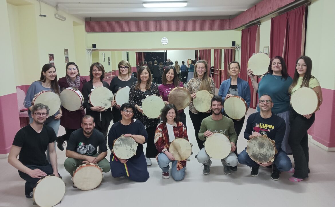 CORSO DI TAMBURO E CANTO CON ELVIRA RITA GORGA E RICCARDO ESPOSITO ABATE